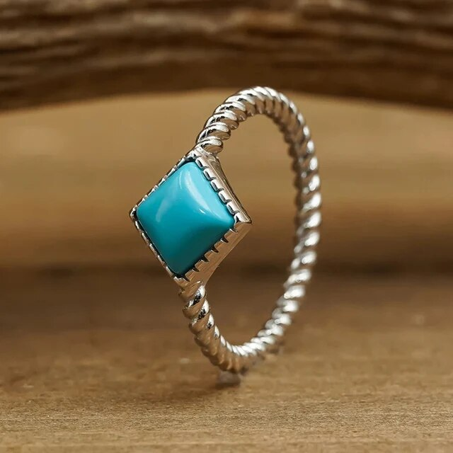 Daniela | Turquoise braided ring in vintage silver