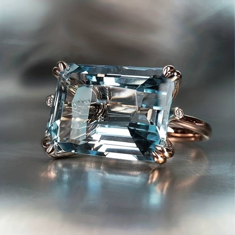 Marta | Vintage blue zirconia ring and silver earrings