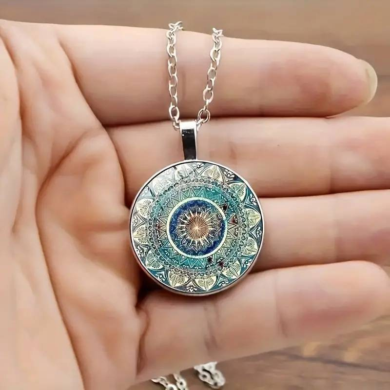 Catalina | Vintage rounded blue mandala necklace