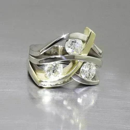 Melanie | Vintage zircon ring in gold and silver
