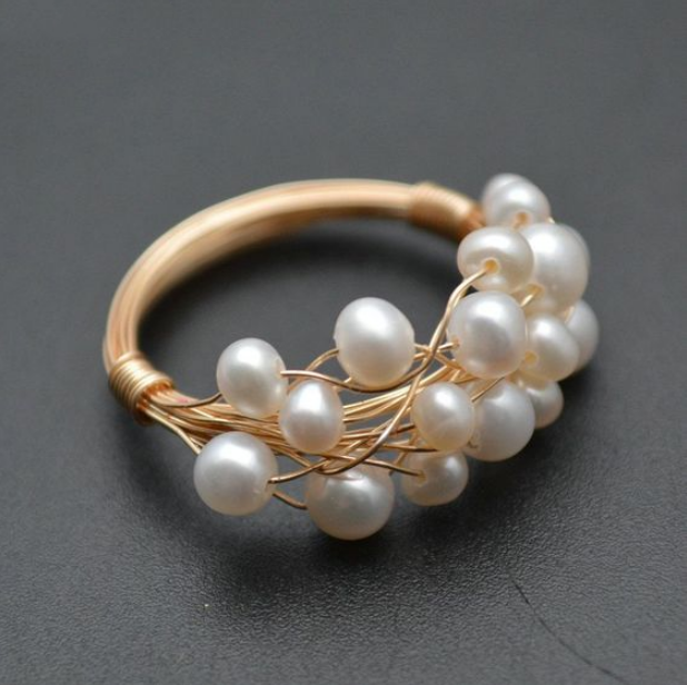 Virginia | Vintage pearl nest ring