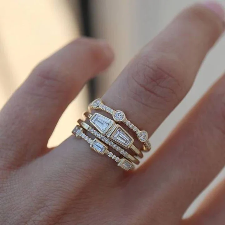 Carolina | Set of vintage gold and zirconia rings