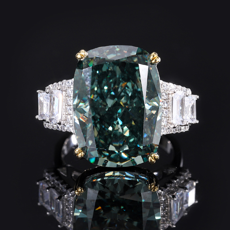 Brenda | Vintage Sterling Silver Cosmic Crystal Ring