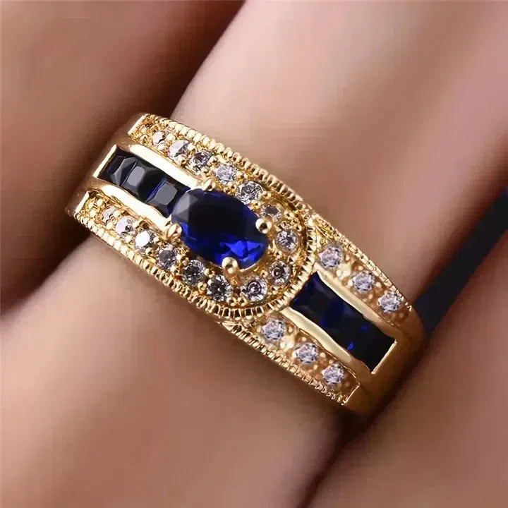 Jenni | Bright blue gold ring
