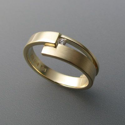 Cinthia | Fine vintage gold ring
