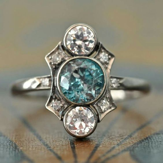 Rafaela | Ring with blue and white crystals in vintage silver