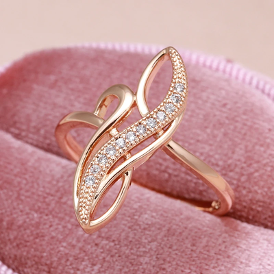 Casandra | Luxury ring with zircons in gold