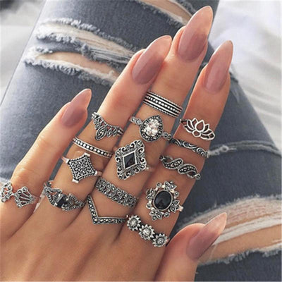 Julia | Unique Premium Package of 8 to 12 Rings