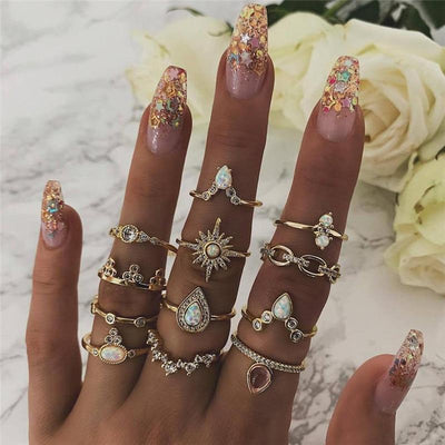 Julia | Unique Premium Package of 8 to 12 Rings