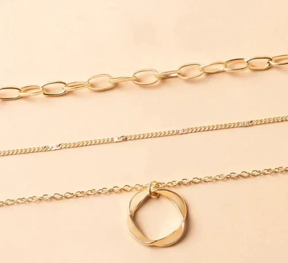 Edith | Vintage layered gold chain and pendant necklace
